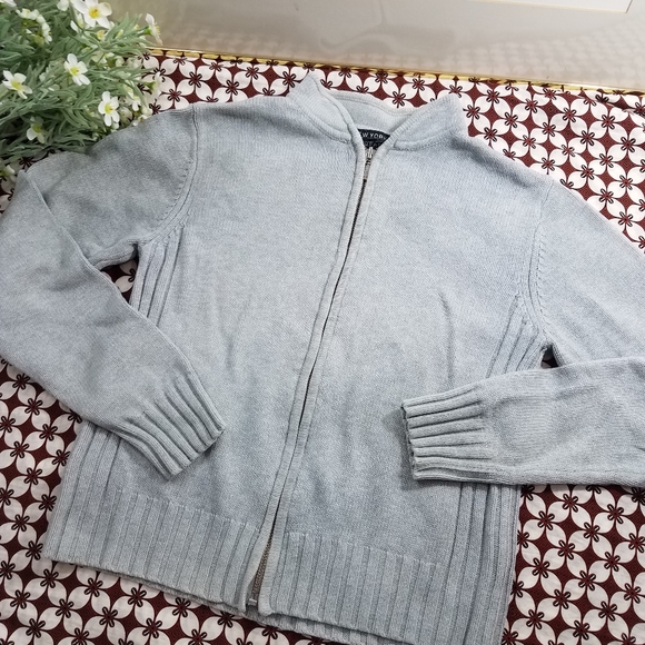 Grey Cardigan - Picture 3 of 8